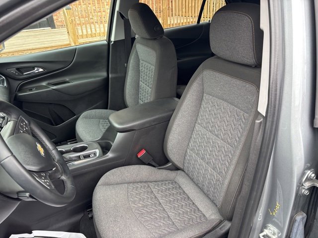 2023 Chevrolet Equinox LT photo 16