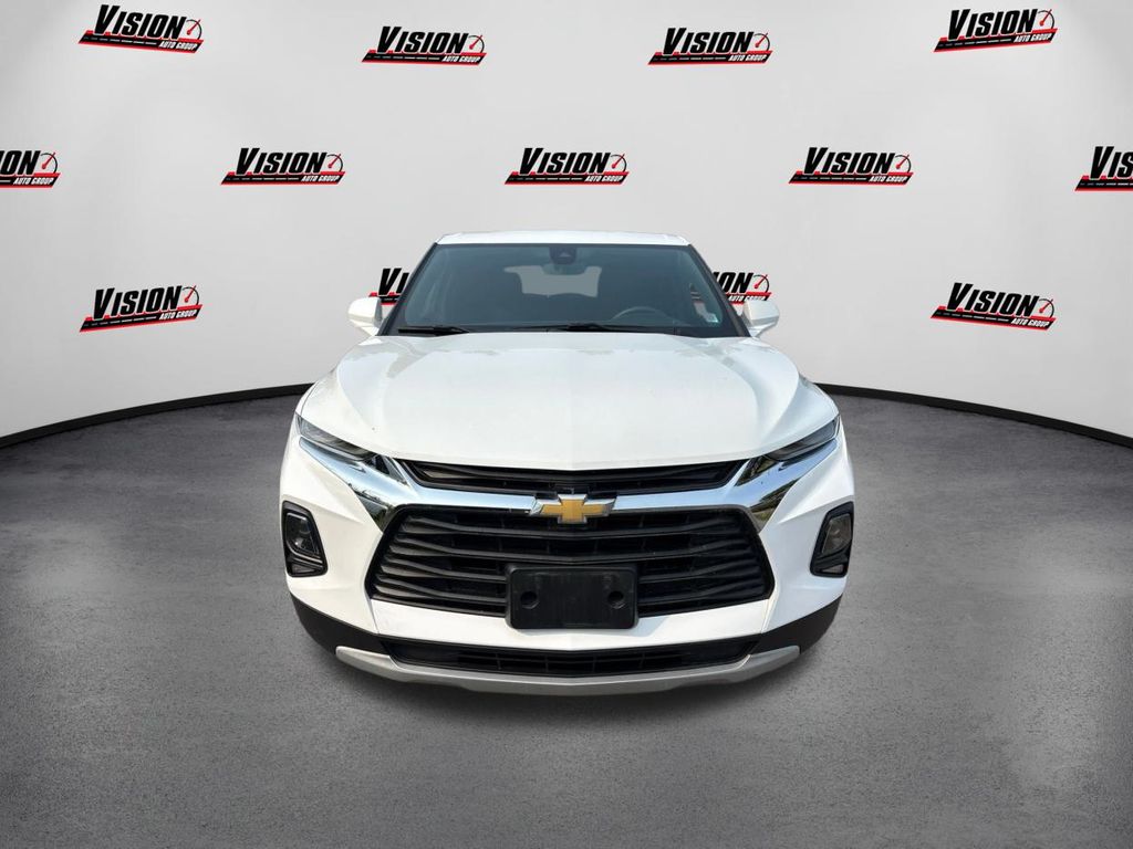 2022 Chevrolet Blazer 2LT photo 2