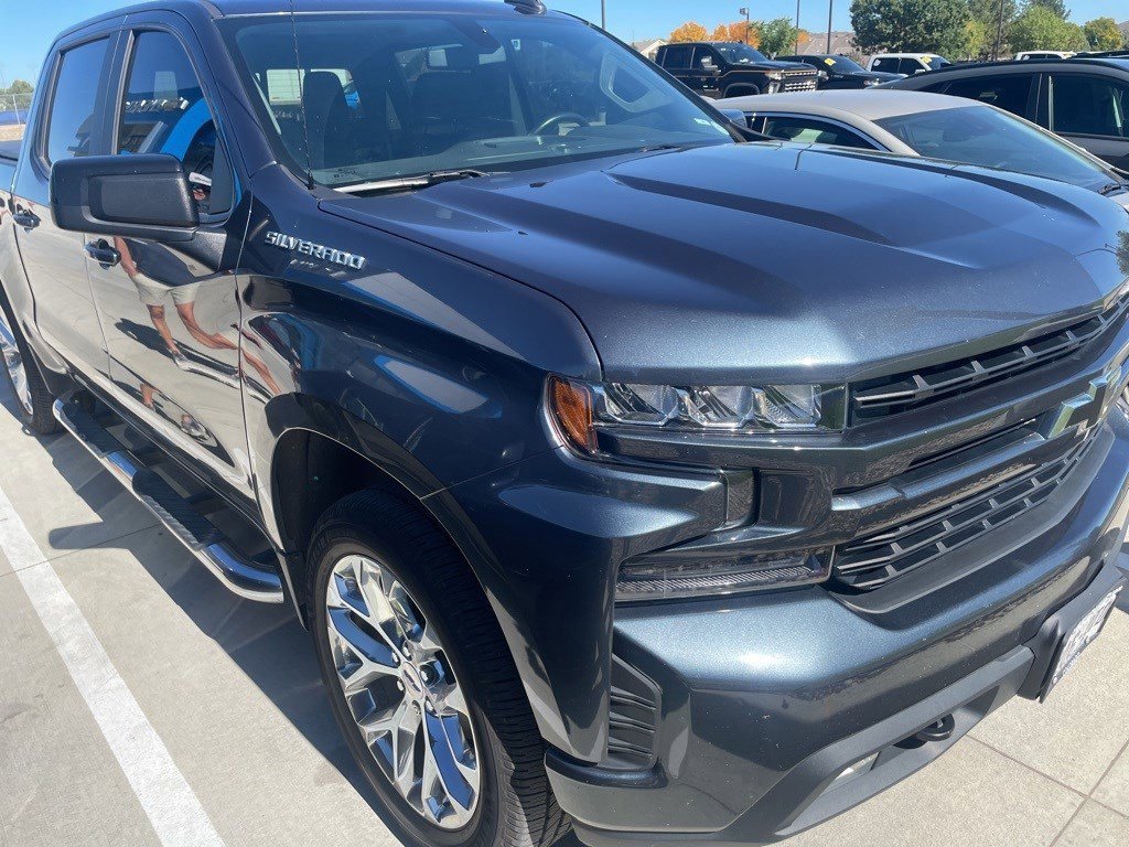 2019 Chevrolet Silverado 1500 RST photo 3