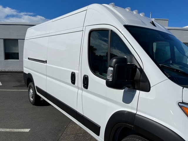 2025 Ram ProMaster 2500 Cargo Van photo 2