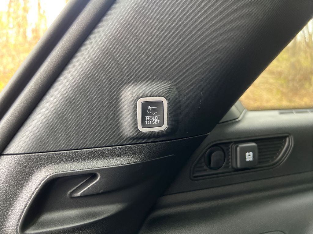 2024 Jeep Cherokee 4xe Base photo 14