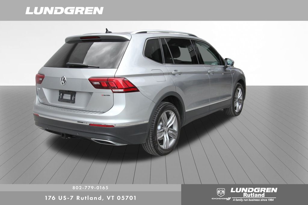 2021 Volkswagen Tiguan SEL photo 2