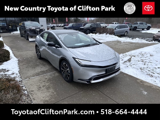 2026 Toyota Prius XSE's photo