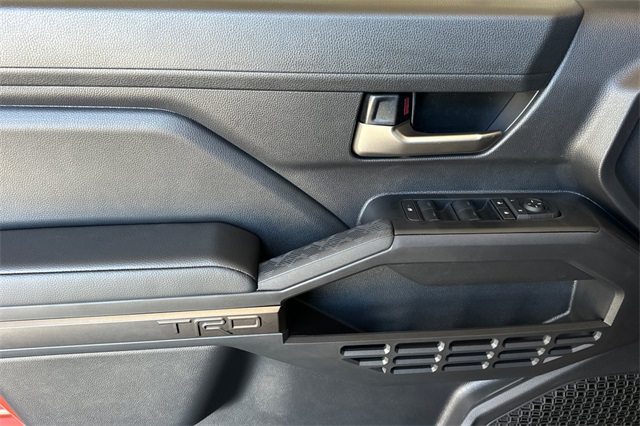 2025 Toyota Tacoma TRD Off-Road 4x4 Double Cab photo 11