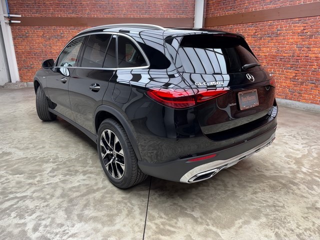 2025 Mercedes Benz GLC 350e 4MATIC photo 3