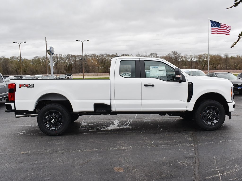 2025 Ford F-350 XL photo 11