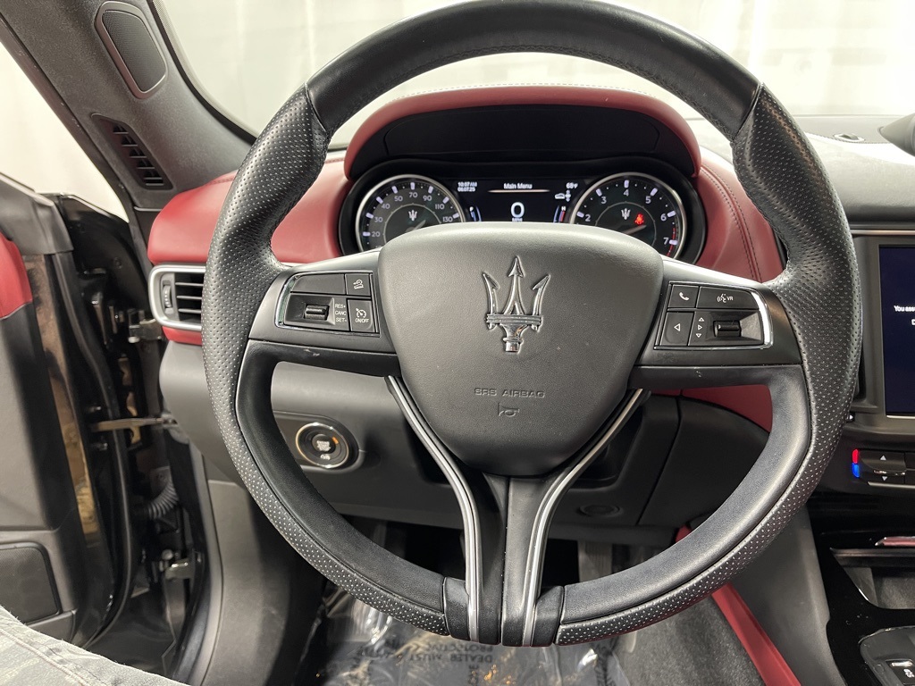 2022 Maserati Levante GT photo 6