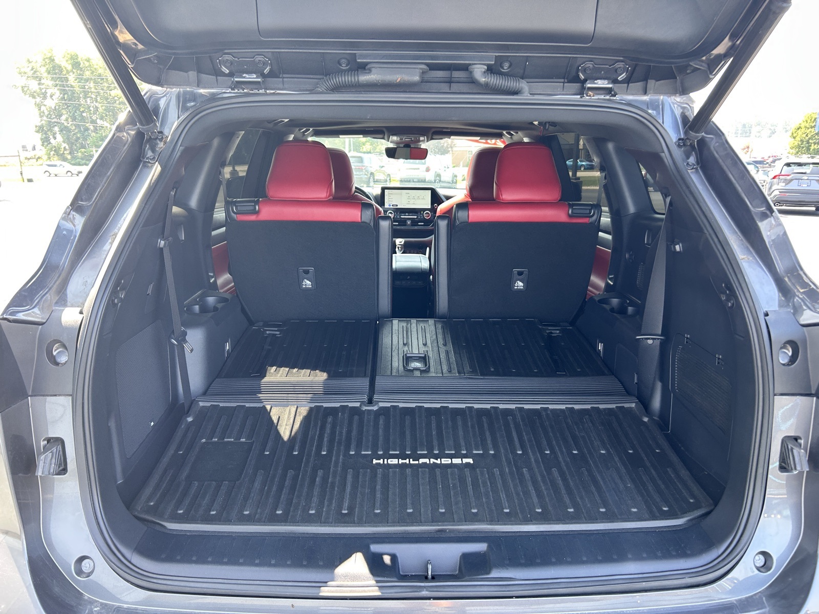 2023 Toyota Highlander XSE photo 12