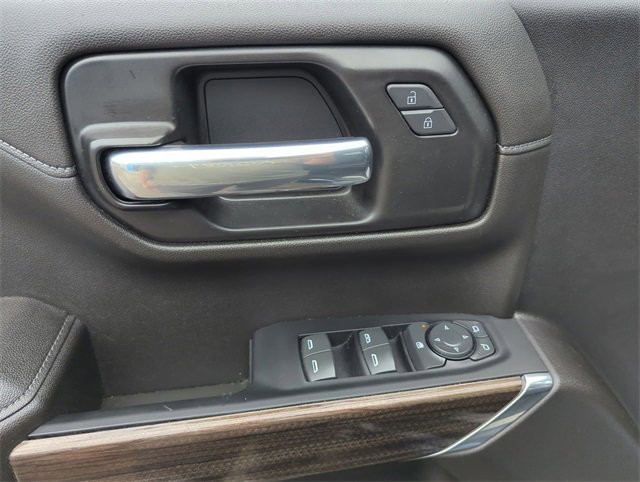 2022 Chevrolet Silverado 1500 LT photo 13