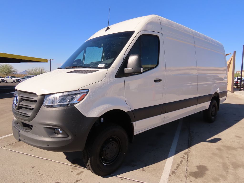 2025 Mercedes-Benz Sprinter Cargo Van Base's photo