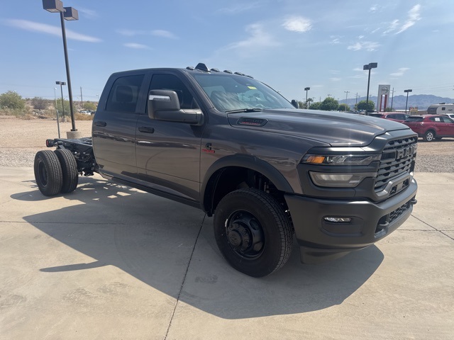 2025 Ram 3500 Tradesman photo 5