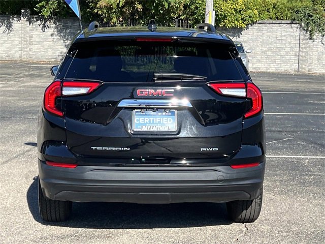 2022 Gmc Terrain SLE photo 3