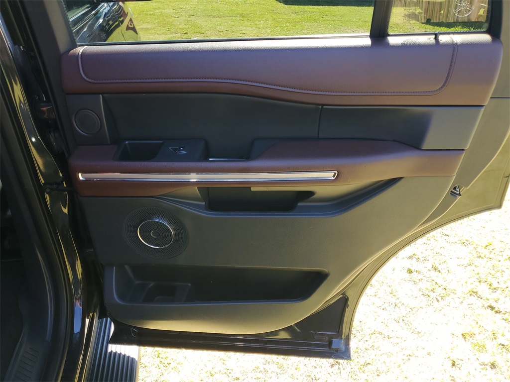 2024 Ford Expedition Limited photo 36