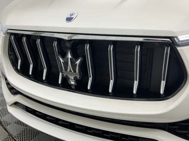 2022 Maserati Levante GT photo 5