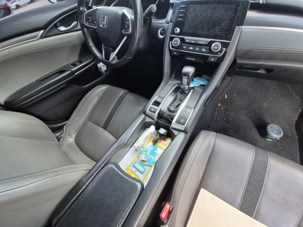 2020 Honda Civic EX-L photo 9