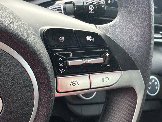2025 Hyundai Elantra SE photo 22
