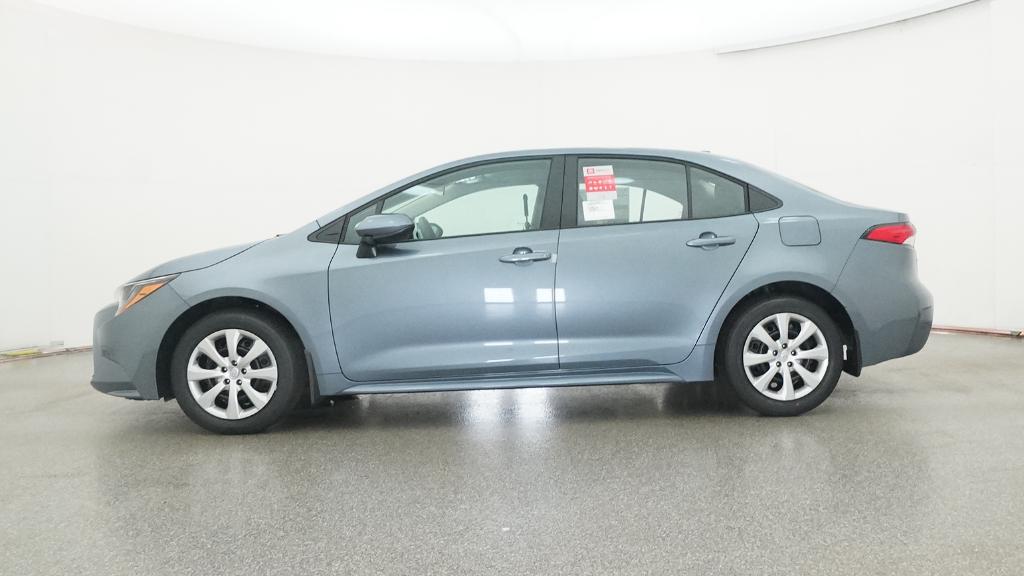 2026 Toyota Corolla LE photo 10