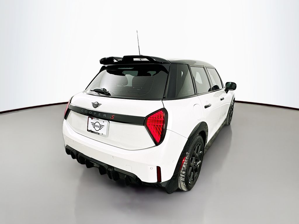 2026 Mini Cooper 4 Door Hardtop S Iconic photo 5