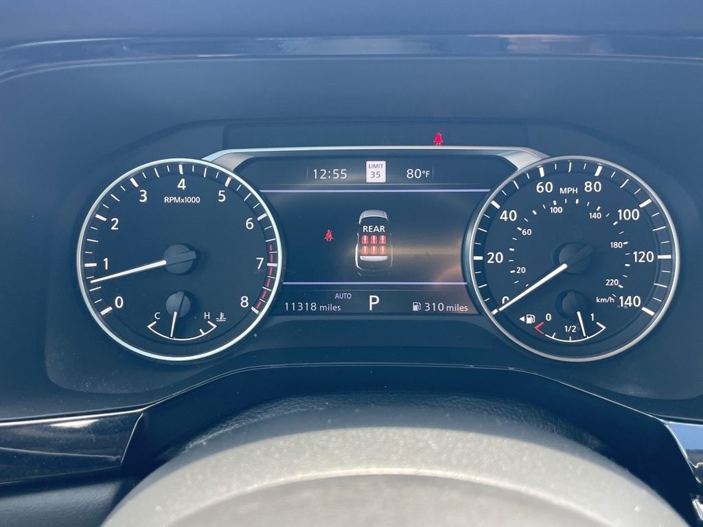 2024 Nissan Pathfinder SL photo 10