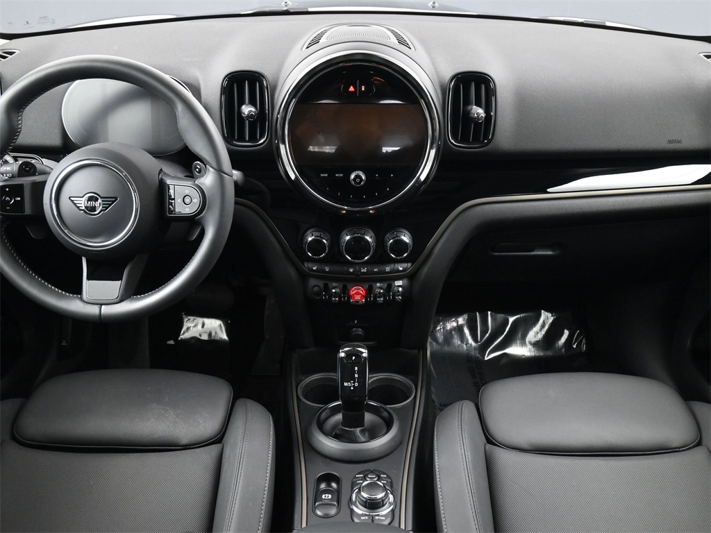 2023 Mini Cooper Signature photo 4