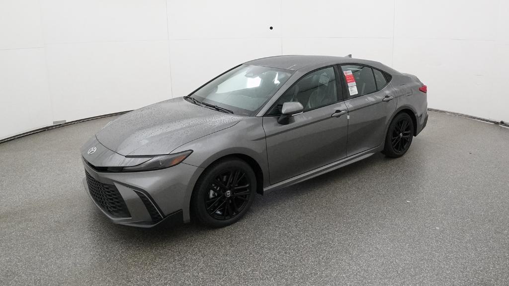 2026 Toyota Camry SE's photo