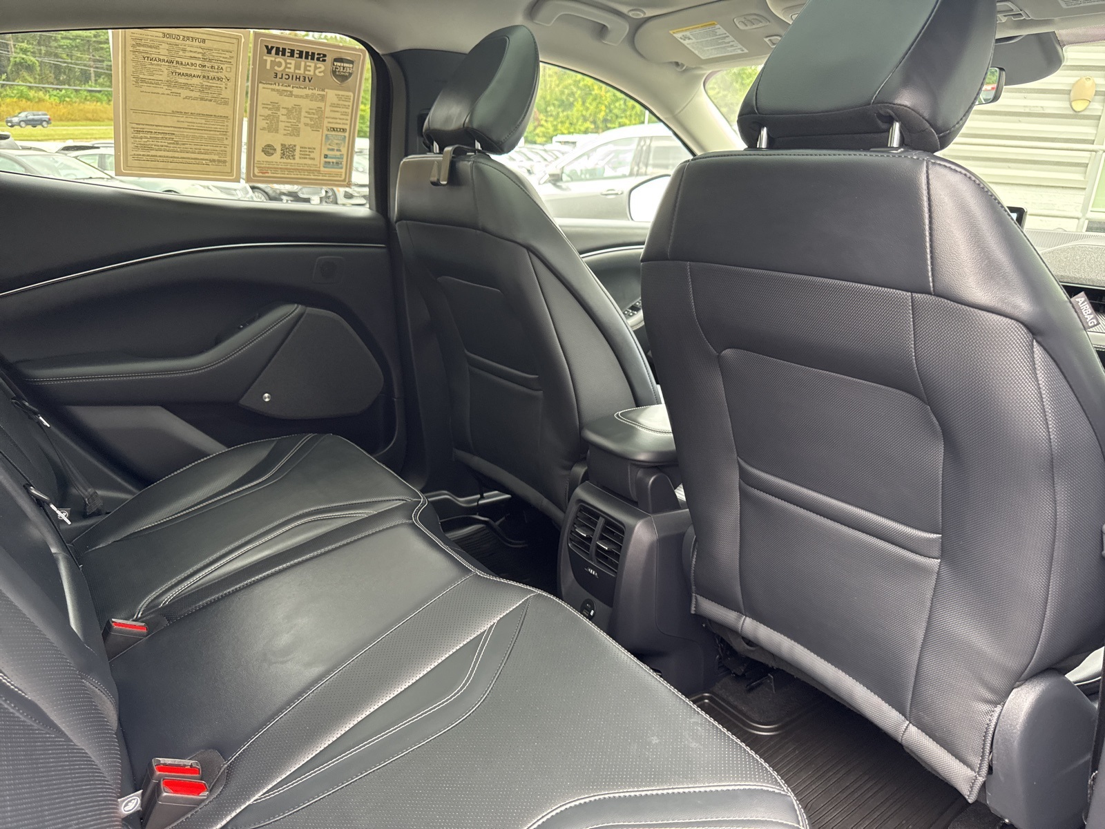 2021 Ford Mustang Mach-E Premium photo 24