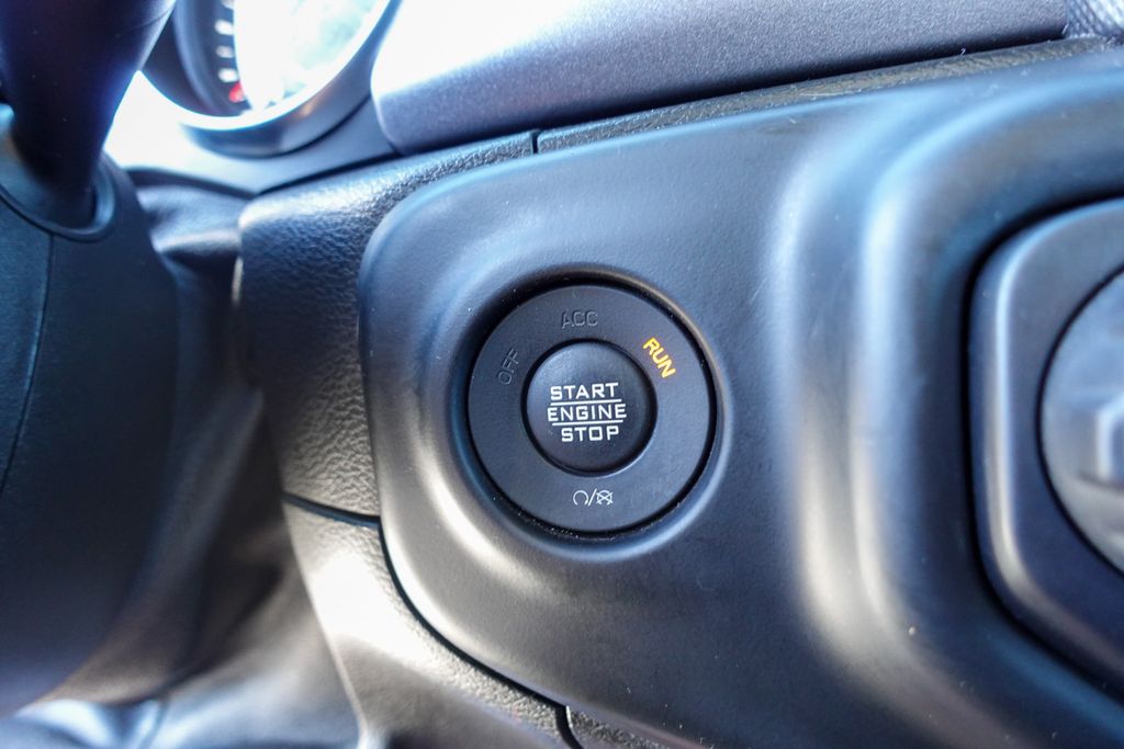 2021 Jeep Gladiator Mojave photo 23