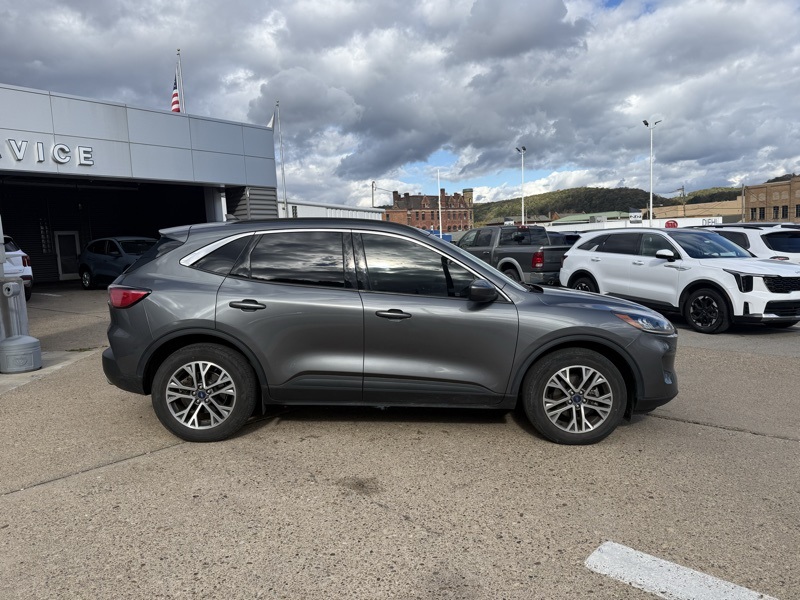 2021 Ford Escape SEL photo 4