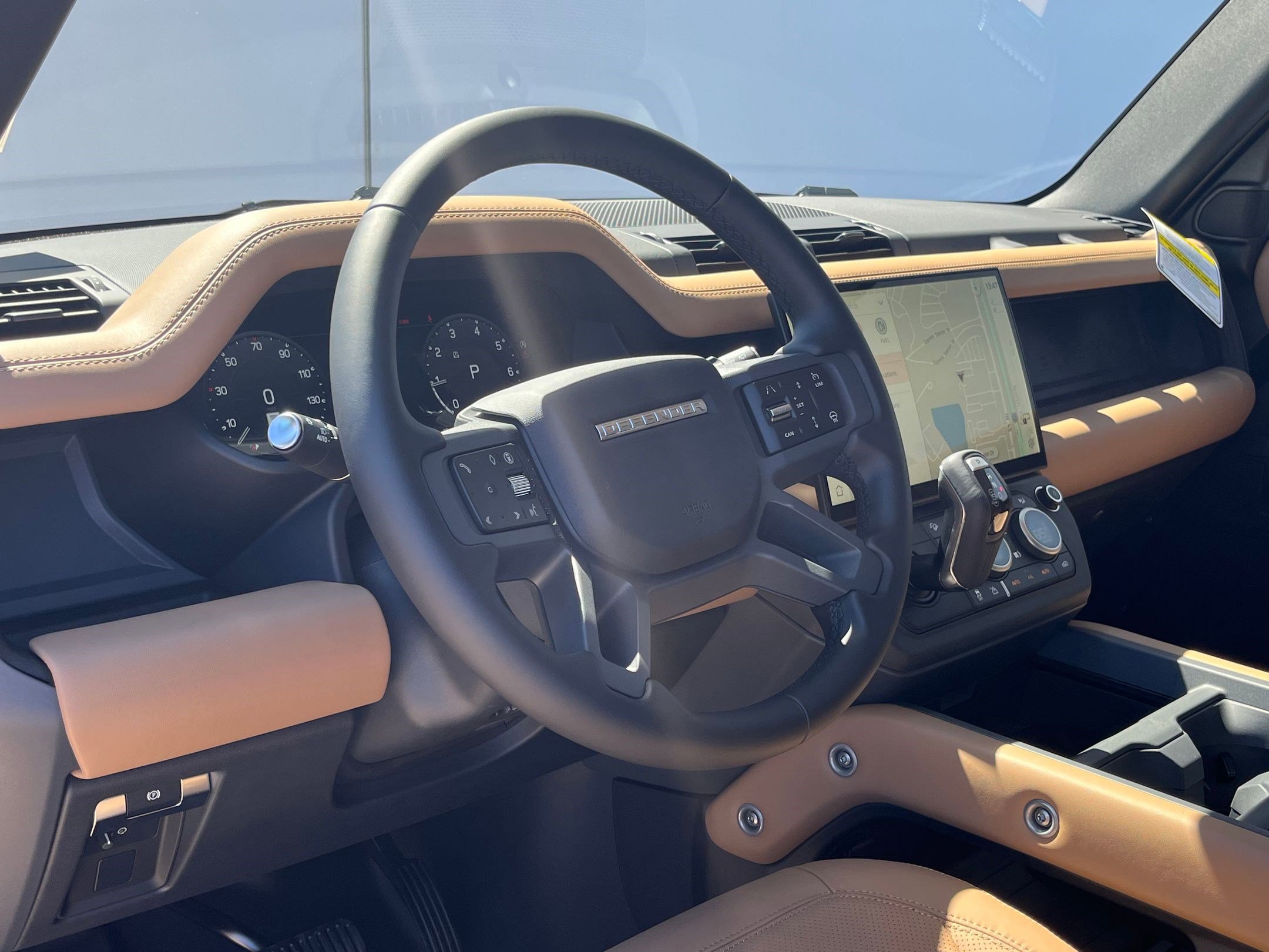 2026 Land Rover Defender 110 S photo 4