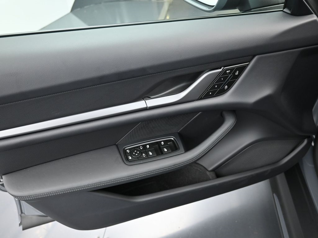 2026 Porsche Taycan Base 4 photo 19