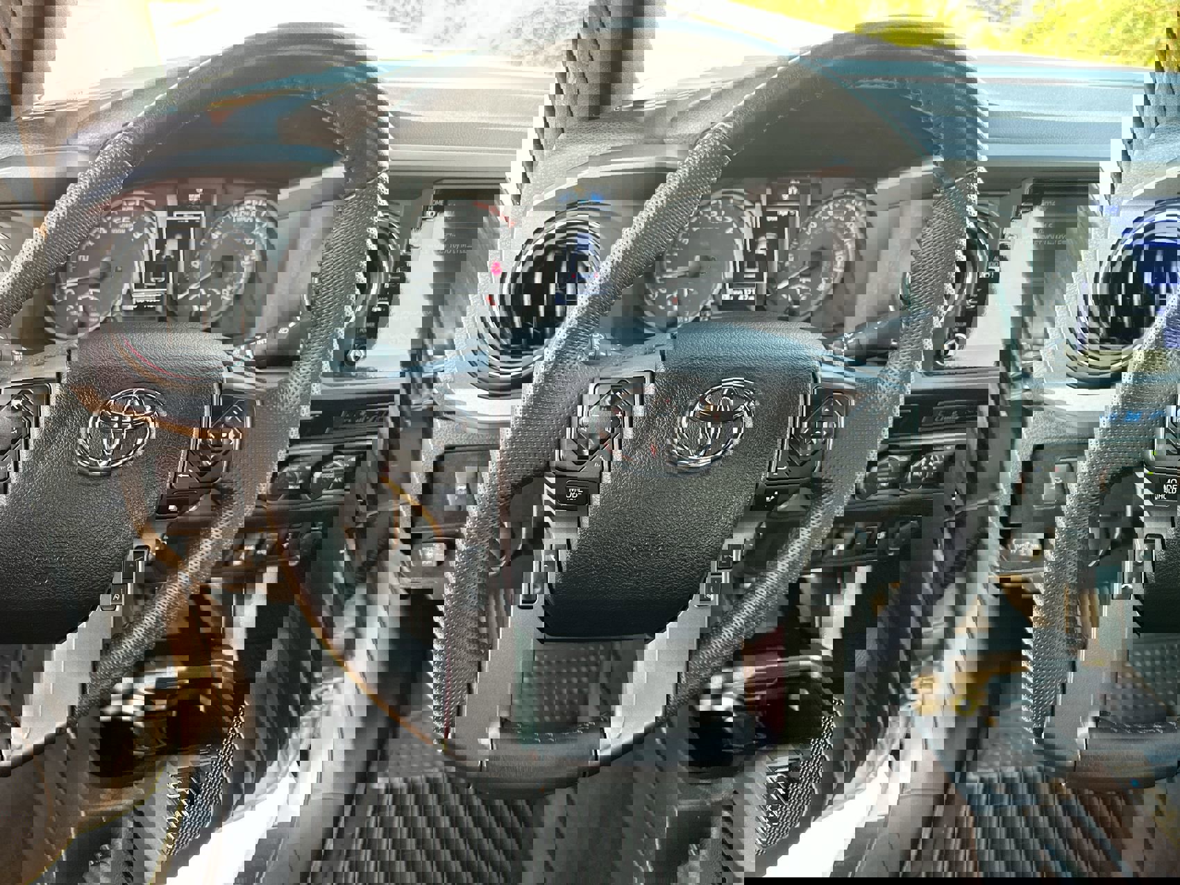 2022 Toyota Tacoma 4x4 SR Double Cab V6 photo 14