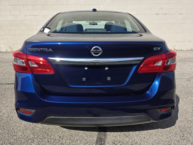 2019 Nissan Sentra SV photo 4