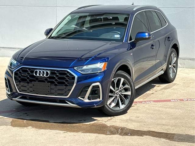 2024 Audi Q5 S line Premium Plus