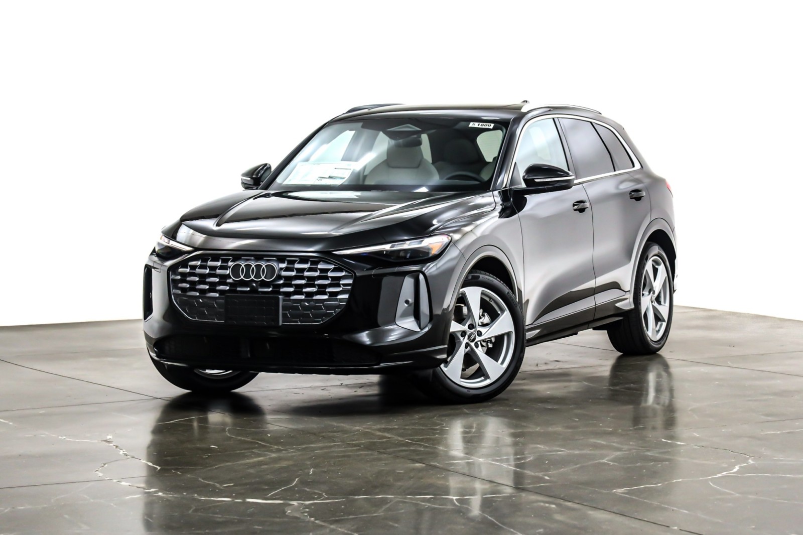 2025 Audi New Q5 Prestige's photo