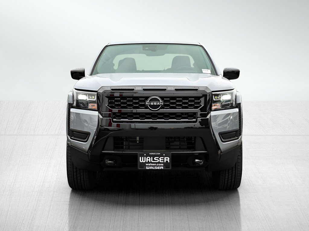 2026 Nissan Frontier SV photo 2