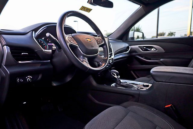 2023 Chevrolet Traverse Cloth photo 31