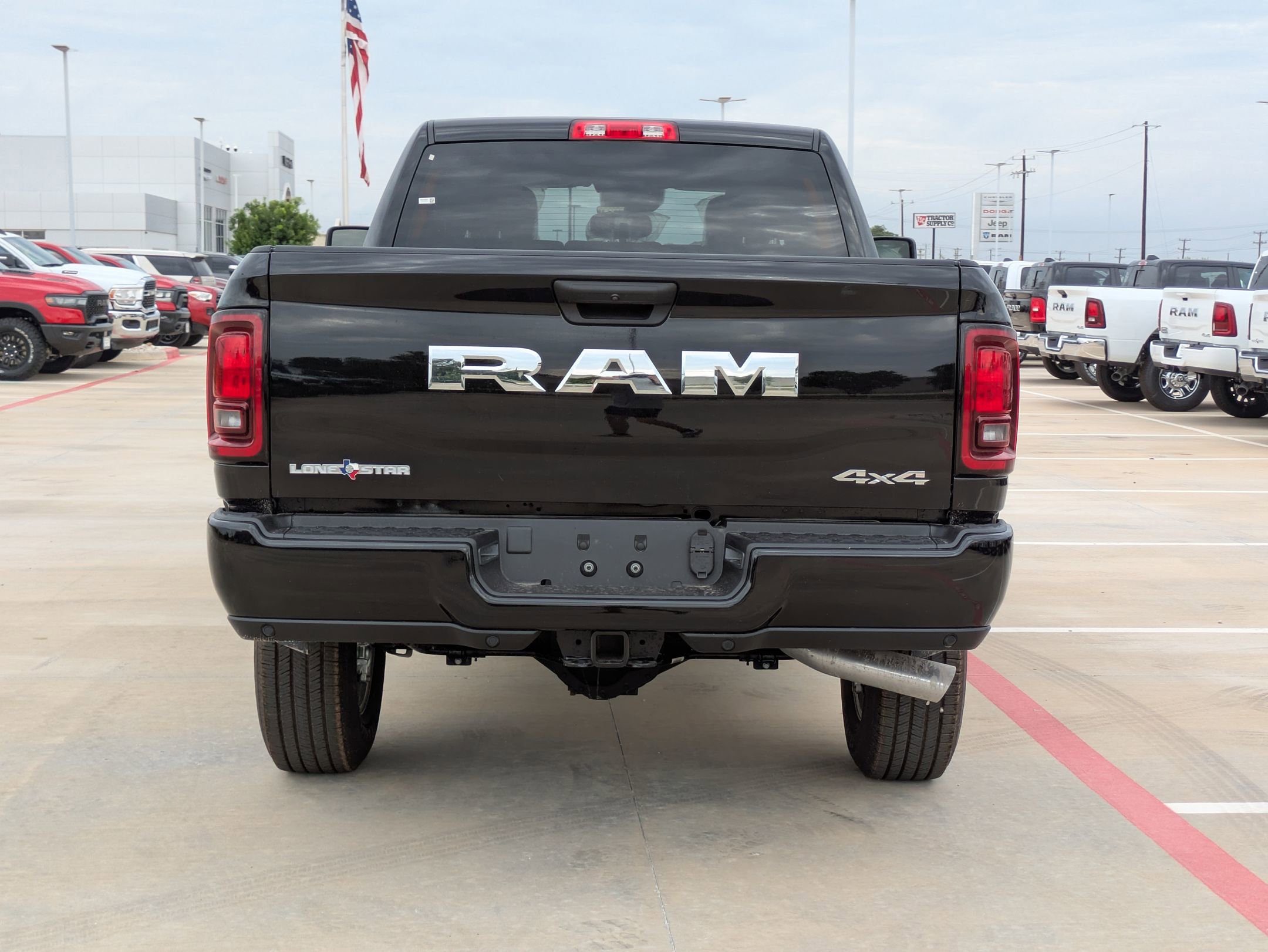 2025 Ram 2500 Big Horn photo 4