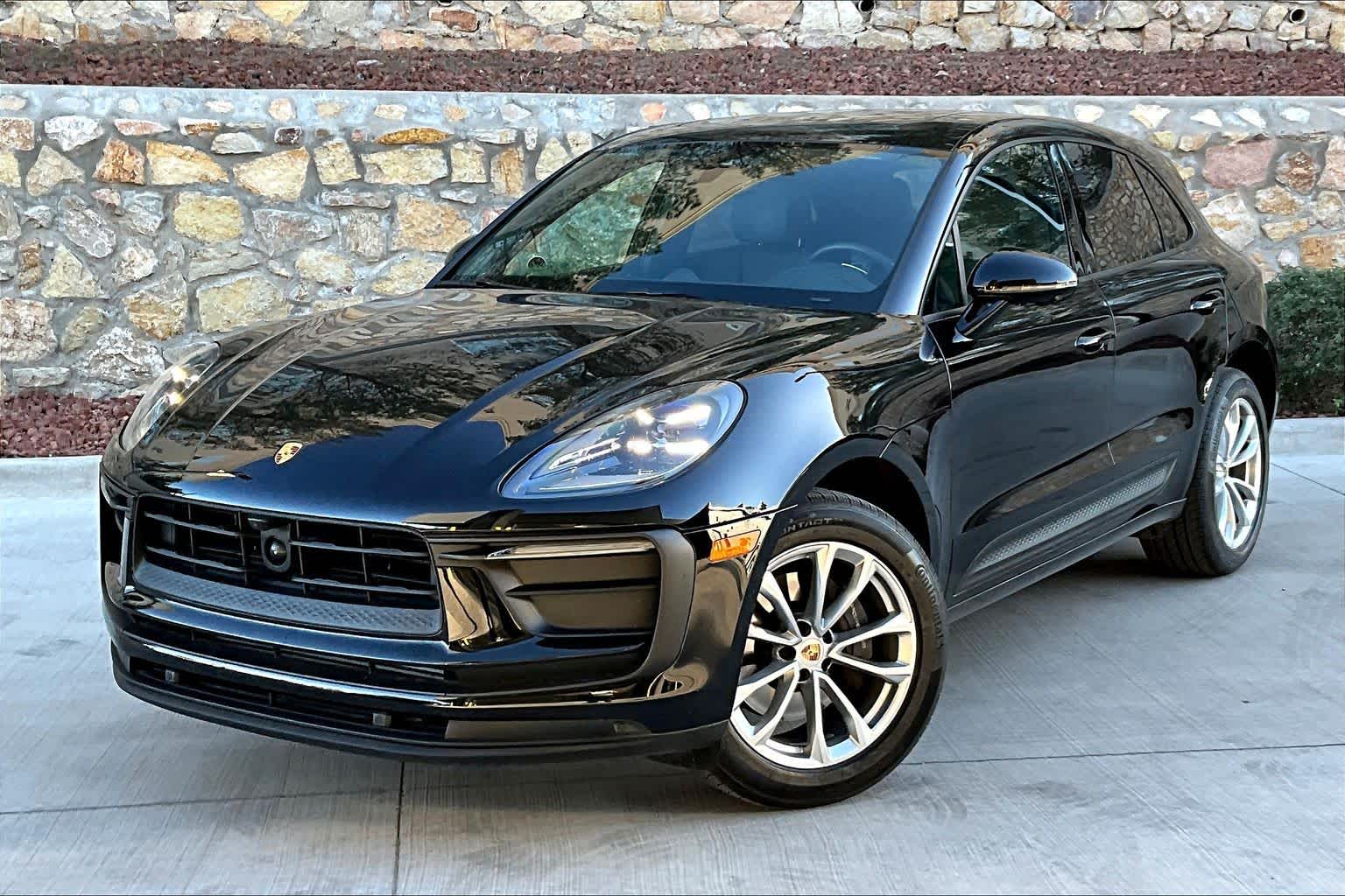 2023 Porsche Macan T