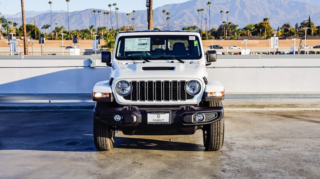 2025 Jeep Gladiator Sport S photo 3