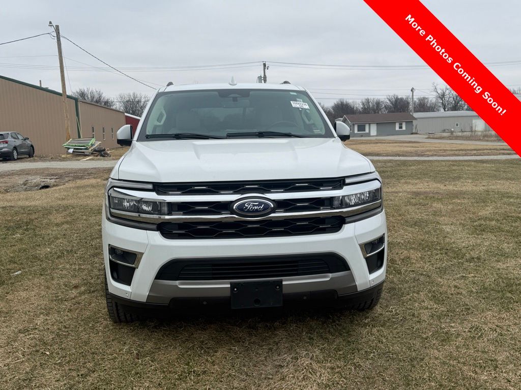 Used 2024 Ford Expedition Limited with VIN 1FMJK2A83REA33293 for sale in Kansas City
