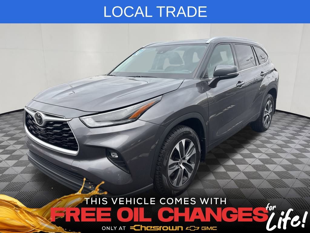 2021 Toyota Highlander XLE's photo