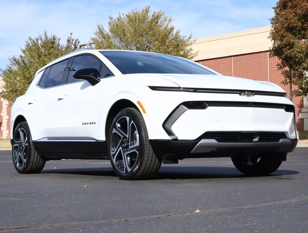 2026 Chevrolet Equinox EV 2LT's photo