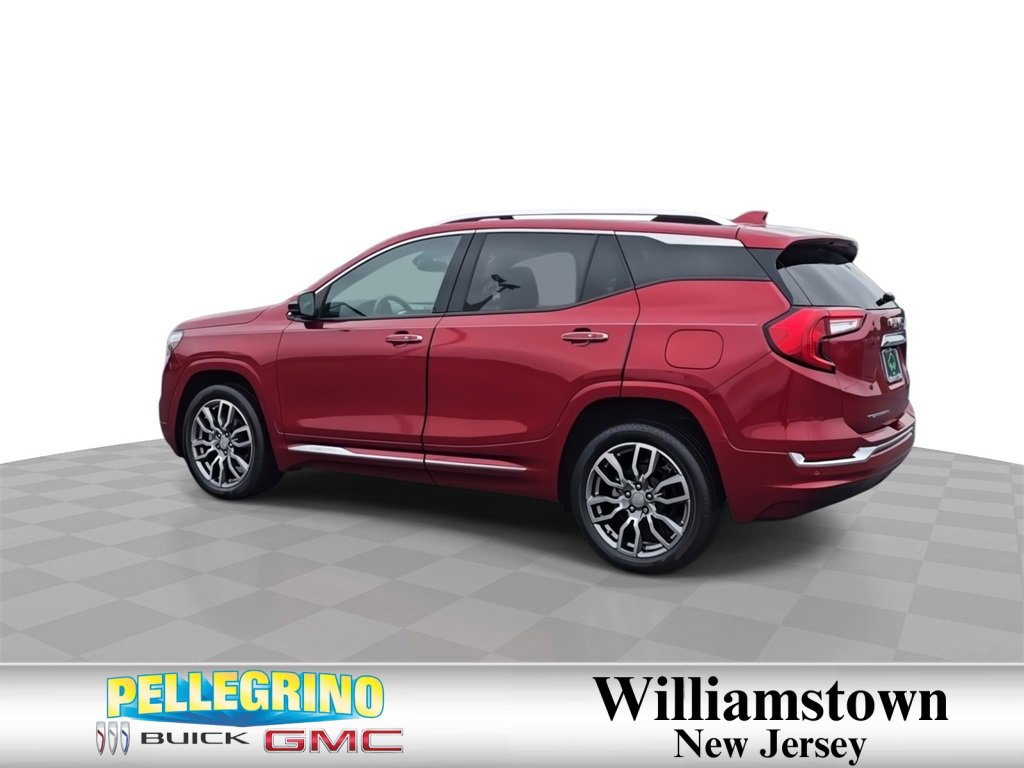 2022 Gmc Terrain Denali photo 2