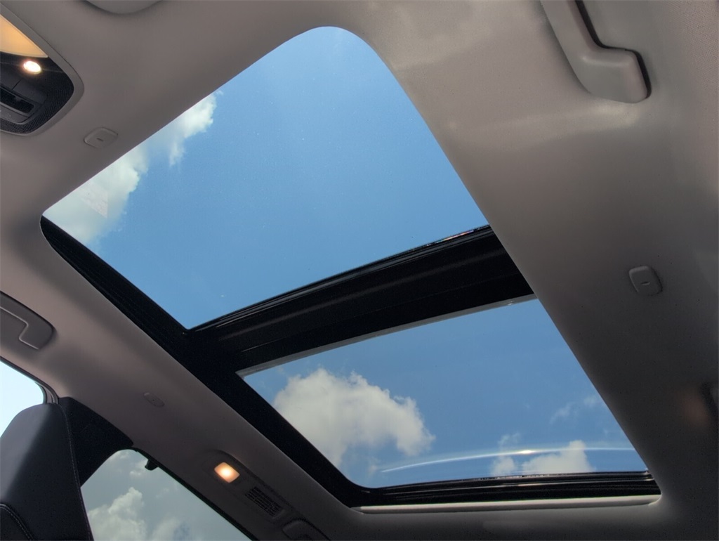 2026 Infiniti QX60 Luxe photo 10