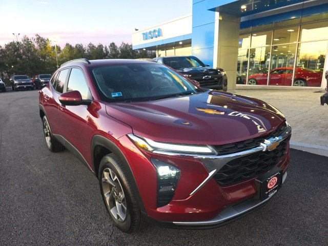 2025 Chevrolet Trax LT's photo