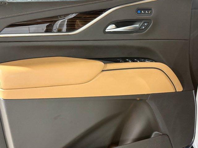 2023 Cadillac Escalade Premium Luxury photo 9