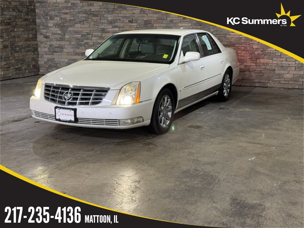 2009 Cadillac DTS 1SB's photo