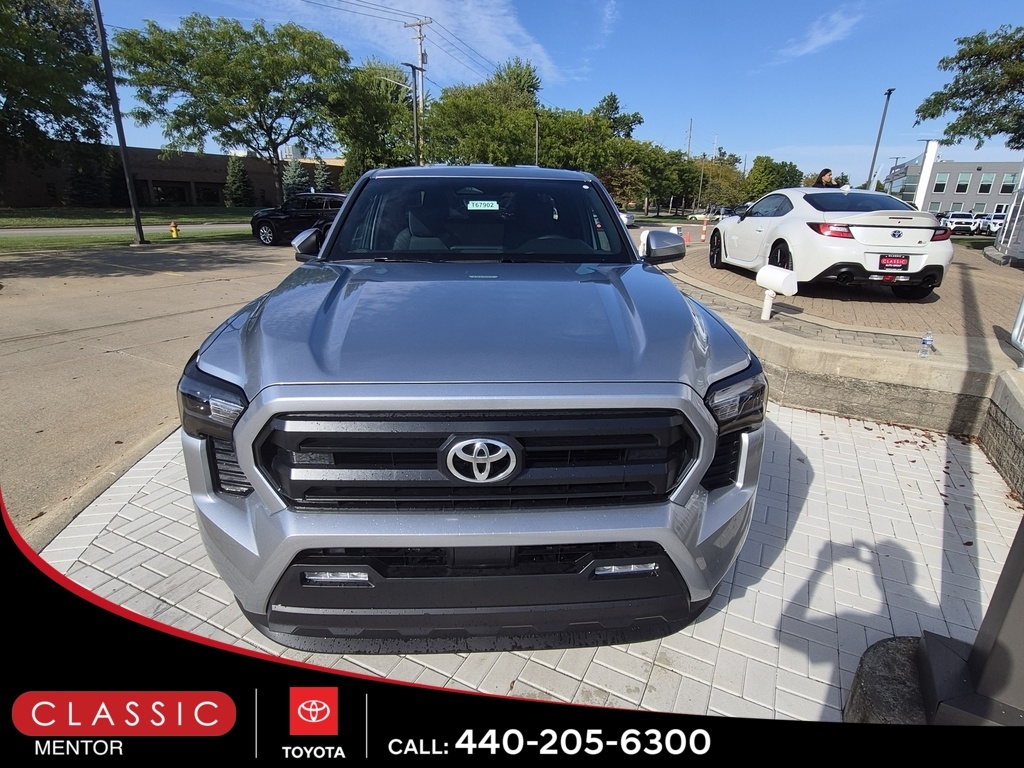 2025 Toyota Tacoma SR5 4x4 Double Cab photo 2