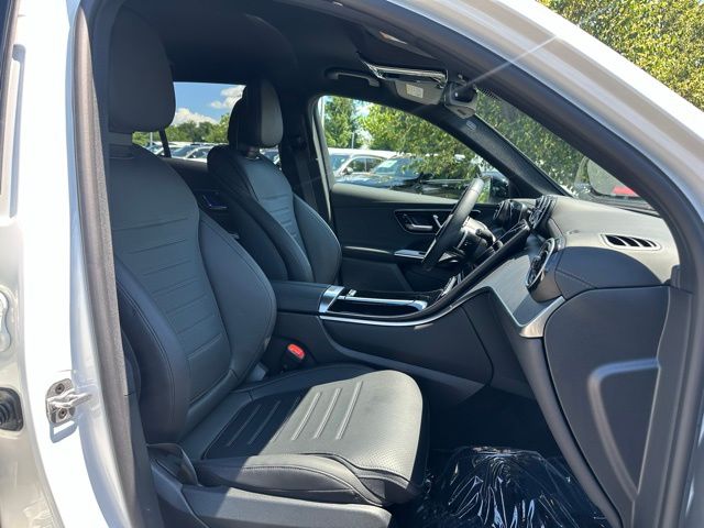 2025 Mercedes Benz GLC 300 4MATIC photo 25