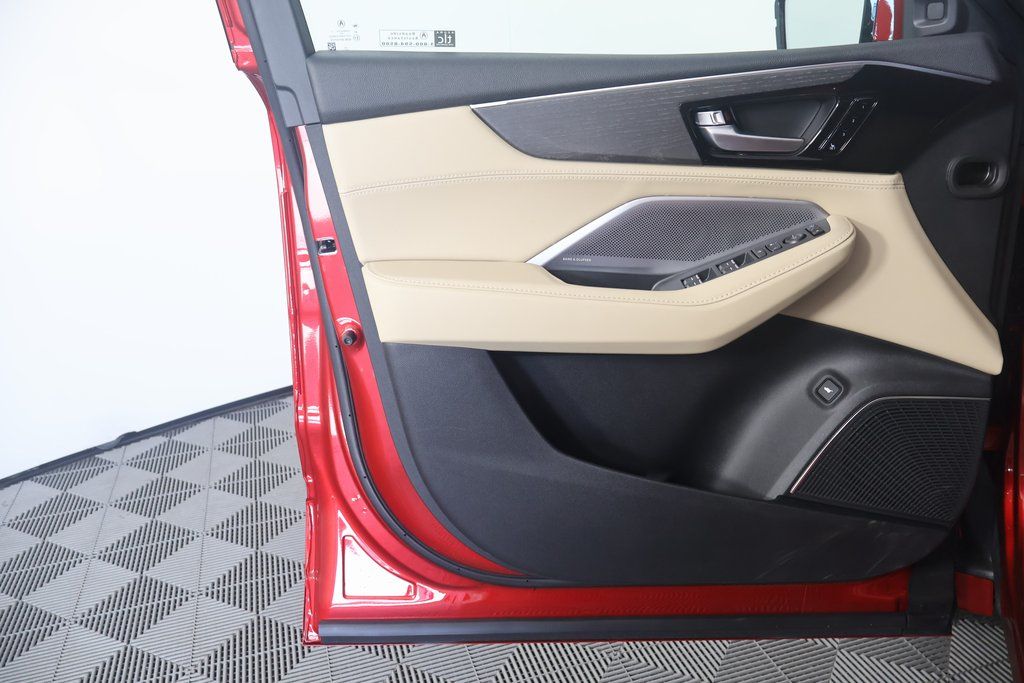2026 Acura MDX SH-AWD Advance photo 7